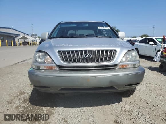 ✅ 1999 Lexus RX 300 • VIN: JT6HF10UXX0079804 • Lot: 85198715. Wystawiony na Copart z przebiegiem 209 384 mil. Bezpłatny archiwum sprzedaży aukcyjnych z USA i szczegółowy raport historii pojazdu na DreamBid. Zdjęcie 5.