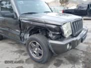 ✅ 2006 Jeep Commander • VIN: 1J8HG48N06C129698 • Lot: 41777105. Wystawiony na IAAI z przebiegiem 223 816 mil. Bezpłatny archiwum sprzedaży aukcyjnych z USA i szczegółowy raport historii pojazdu na DreamBid. Zdjęcie 6.