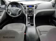 ✅ 2011 Hyundai Sonata GLS • VIN: 5NPEB4AC7BH041358 • Lot: 72346294. Listed on Copart with 199,407 mi. Free auction sales archive from the USA and detailed vehicle history report at DreamBid. Image 8.