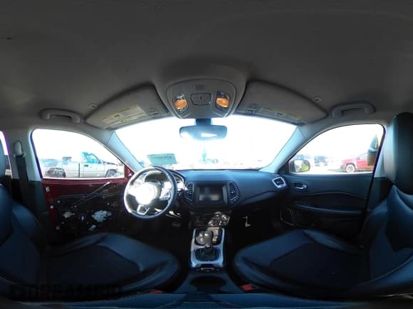 ✅ 2018 Jeep Compass Latitude • VIN: 3C4NJDBB7JT223214 • Lot: 42836032. Wystawiony na IAAI z przebiegiem 82 208 mil. Bezpłatny archiwum sprzedaży aukcyjnych z USA i szczegółowy raport historii pojazdu na DreamBid. Zdjęcie 19.