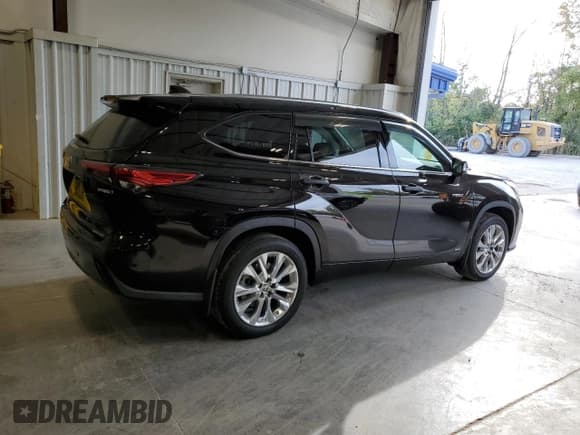 ✅ 2020 Toyota Highlander Hybrid Limited • VIN: 5TDXBRCHXLS014634 • Лот: 72117324. Опубликован ранее на Copart с пробегом 218 666 миль. Бесплатный доступ к архиву аукционных продаж из США и подробный отчёт об истории автомобиля на DreamBid. Изображение 3.