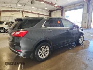 ✅ 2018 Chevrolet Equinox LT • VIN: 2GNAXJEV1J6351462 • Лот: 89899945. Опубликован ранее на Copart с пробегом 89 973 миль. Бесплатный доступ к архиву аукционных продаж из США и подробный отчёт об истории автомобиля на DreamBid. Изображение 3.