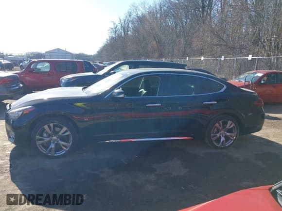 ✅ 2015 Infiniti Q70 • VIN: JN1BY1PR0FM831272 • Лот: 41651118. Опубликован ранее на IAAI с пробегом 132 152 миль. Бесплатный доступ к архиву аукционных продаж из США и подробный отчёт об истории автомобиля на DreamBid. Изображение 14.