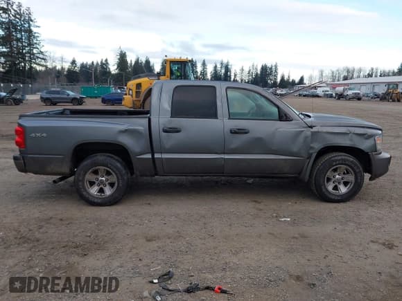 ✅ 2009 Dodge Dakota ST • VIN: 1D7HW28K79S798359 • Лот: 41534458. Опубликован ранее на IAAI с пробегом 93 235 миль. Бесплатный доступ к архиву аукционных продаж из США и подробный отчёт об истории автомобиля на DreamBid. Изображение 13.