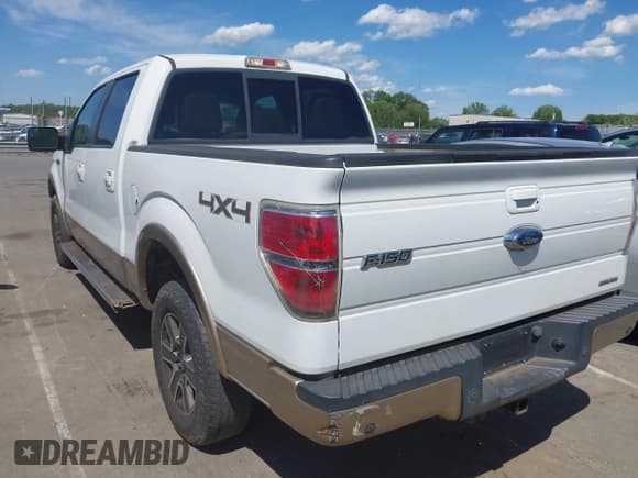 ✅ 2011 Ford F-150 XL • VIN: 1FTFW1EF0BFB61346 • Lot: 42346091. Listed on IAAI with 211,533 mi. Free auction sales archive from the USA and detailed vehicle history report at DreamBid. Image 3.