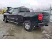 2016 Chevrolet Silverado 3500HD High Country с VIN 1GC4K1E81GF143756, выставлен на аукционе Copart как лот 83951974 с пробегом 107 319 миль миль и Списание • Salvage title. История ставок и продаж доступна на DreamBid. Изображение 2.
