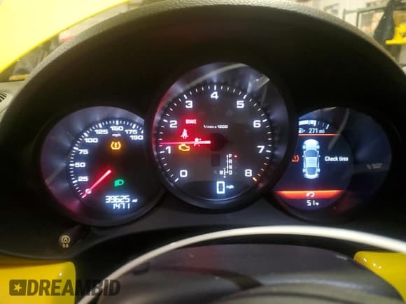 ✅ 2018 Porsche 718 Cayman S • VIN: WP0AB2A80JK279373 • Lot: 88150375. Wystawiony na Copart z przebiegiem 39 625 mil. Bezpłatny archiwum sprzedaży aukcyjnych z USA i szczegółowy raport historii pojazdu na DreamBid. Zdjęcie 9.