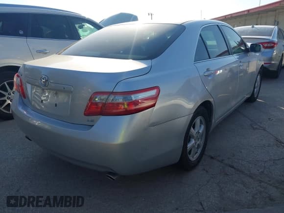 ✅ 2009 Toyota Camry LE • VIN: 4T1BK46K39U092564 • Lot: 43005416. Listed on IAAI with 141,938 mi. Free auction sales archive from the USA and detailed vehicle history report at DreamBid. Image 4.
