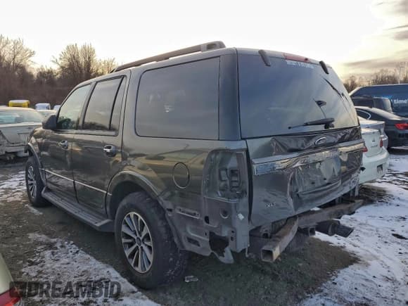 ✅ 2016 Ford Expedition XLT • VIN: 1FMJU1JT8GEF35304 • Lot: 95019555. Wystawiony na Copart z przebiegiem 141 868 mil. Bezpłatny archiwum sprzedaży aukcyjnych z USA i szczegółowy raport historii pojazdu na DreamBid. Zdjęcie 2.