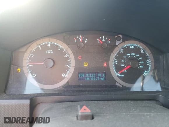 ✅ 2010 Ford Escape XLT • VIN: 1FMCU9D7XAKB87035 • Lot: 84195535. Wystawiony na Copart z przebiegiem 136 103 mil. Bezpłatny archiwum sprzedaży aukcyjnych z USA i szczegółowy raport historii pojazdu na DreamBid. Zdjęcie 9.