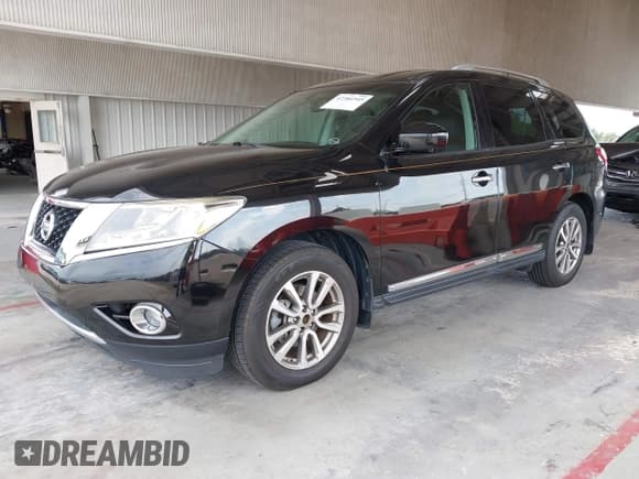 ✅ 2015 Nissan Pathfinder S • VIN: 5N1AR2MN6FC699035 • Lot: 42384345. Listed on IAAI with 101,345 mi. Free auction sales archive from the USA and detailed vehicle history report at DreamBid. Image 17.