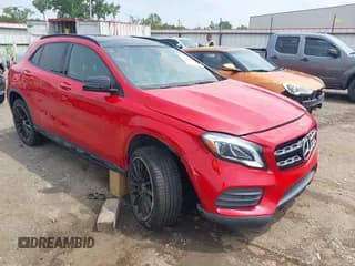 ✅ 2019 Mercedes-Benz GLA 250 • VIN: WDCTG4GB8KJ586073 • Лот: 42758962. Опубликован ранее на IAAI с пробегом 69 148 миль. Бесплатный доступ к архиву аукционных продаж из США и подробный отчёт об истории автомобиля на DreamBid. Изображение 1.