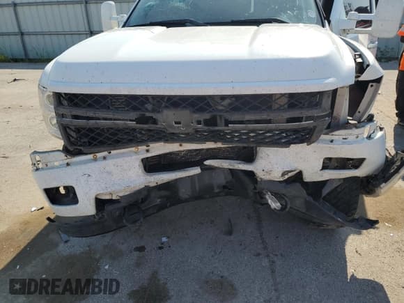 ✅ 2011 Chevrolet Silverado 2500HD LTZ • VIN: 1GC2KYC8XBZ190729 • Лот: 68076265. Опубликован ранее на Copart с пробегом 146 720 миль. Бесплатный доступ к архиву аукционных продаж из США и подробный отчёт об истории автомобиля на DreamBid. Изображение 12.