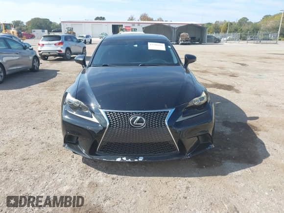 ✅ 2014 Lexus IS 250 • VIN: JTHBF1D2XE5035100 • Lot: 43796932. Wystawiony na IAAI z przebiegiem 126 225 mil. Bezpłatny archiwum sprzedaży aukcyjnych z USA i szczegółowy raport historii pojazdu na DreamBid. Zdjęcie 11.