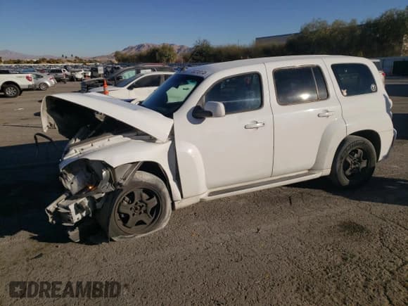 ✅ 2011 Chevrolet HHR 1LT • VIN: 3GNBABFW3BS533993 • Lot: 82218174. Listed on Copart with 147,483 mi. Free auction sales archive from the USA and detailed vehicle history report at DreamBid. Image 1.