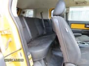 ✅ 2007 Toyota FJ Cruiser • VIN: JTEBU11F370076307 • Lot: 82147615. Wystawiony na Copart z przebiegiem 182 609 mil. Bezpłatny archiwum sprzedaży aukcyjnych z USA i szczegółowy raport historii pojazdu na DreamBid. Zdjęcie 6.