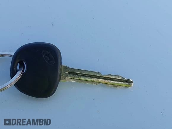 ✅ 2013 Hyundai Elantra GLS • VIN: 5NPDH4AE8DH387580 • Lot: 43845359. Listed on IAAI with 205,567 mi. Free auction sales archive from the USA and detailed vehicle history report at DreamBid. Image 11.