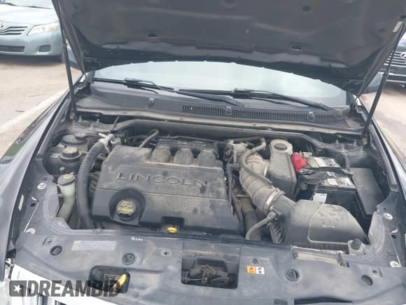 ✅ 2012 Lincoln MKS • VIN: 1LNHL9DR6CG805001 • Lot: 42177964. Listed on IAAI with 270,994 mi. Free auction sales archive from the USA and detailed vehicle history report at DreamBid. Image 10.