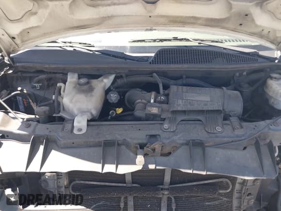 ✅ 2011 Chevrolet Express Cargo • VIN: 1GCWGGCA2B1168402 • Lot: 42839216. Listed on IAAI with 349,504 mi. Free auction sales archive from the USA and detailed vehicle history report at DreamBid. Image 10.