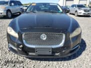 ✅ 2012 Jaguar XJ XJL • VIN: SAJWA2GB5CLV37851 • Lot: 81937725. Wystawiony na Copart z przebiegiem Nie podano. Bezpłatny archiwum sprzedaży aukcyjnych z USA i szczegółowy raport historii pojazdu na DreamBid. Zdjęcie 5.