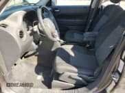 ✅ 2014 Jeep Patriot Latitude • VIN: 1C4NJPFB9ED719204 • Лот: 82389755. Опубликован ранее на Copart с пробегом 122 213 миль. Бесплатный доступ к архиву аукционных продаж из США и подробный отчёт об истории автомобиля на DreamBid. Изображение 7.