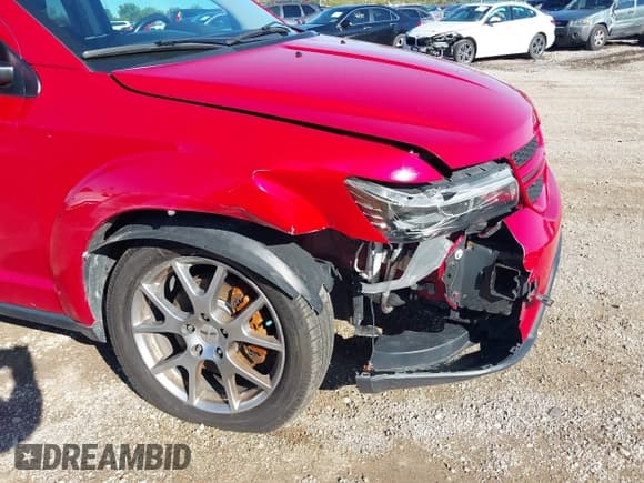 ✅ 2015 Dodge Journey R/T • VIN: 3C4PDDEG0FT584864 • Lot: 43405021. Listed on IAAI with 137,817 mi. Free auction sales archive from the USA and detailed vehicle history report at DreamBid. Image 6.