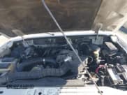 ✅ 2000 Ford Ranger XL • VIN: 1FTYR14V7YTA98412 • Lot: 43708046. Wystawiony na IAAI z przebiegiem 194 949 mil. Bezpłatny archiwum sprzedaży aukcyjnych z USA i szczegółowy raport historii pojazdu na DreamBid. Zdjęcie 10.