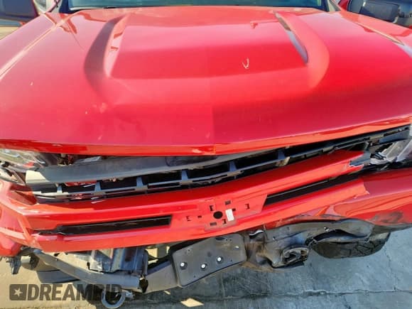 ✅ 2021 Chevrolet Silverado 1500 RST • VIN: 3GCUYEED7MG334370 • Lot: 82271005. Wystawiony na Copart z przebiegiem 85 017 mil. Bezpłatny archiwum sprzedaży aukcyjnych z USA i szczegółowy raport historii pojazdu na DreamBid. Zdjęcie 11.