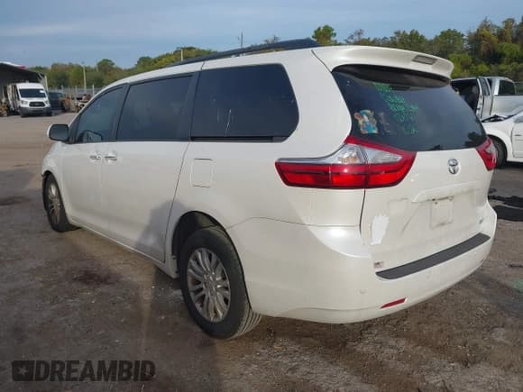 ✅ 2016 Toyota Sienna XLE • VIN: 5TDYK3DC9GS723758 • Lot: 43630852. Listed on IAAI with 143,860 mi. Free auction sales archive from the USA and detailed vehicle history report at DreamBid. Image 3.