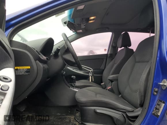 ✅ 2012 Hyundai Accent SE • VIN: KMHCU5AEXCU050700 • Лот: 82072784. Опубликован ранее на Copart с пробегом 272 127 миль. Бесплатный доступ к архиву аукционных продаж из США и подробный отчёт об истории автомобиля на DreamBid. Изображение 7.