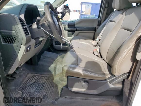 ✅ 2018 Ford F-250 XL • VIN: 1FT7X2A60JEC55485 • Лот: 52981315. Опубликован ранее на Copart с пробегом 123 611 миль. Бесплатный доступ к архиву аукционных продаж из США и подробный отчёт об истории автомобиля на DreamBid. Изображение 7.