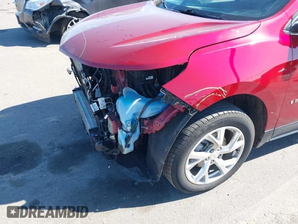✅ 2021 Chevrolet Equinox LT • VIN: 2GNAXUEV7M6147562 • Lot: 43282646. Wystawiony na IAAI z przebiegiem 66 944 mil. Bezpłatny archiwum sprzedaży aukcyjnych z USA i szczegółowy raport historii pojazdu na DreamBid. Zdjęcie 6.
