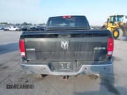 ✅ 2017 Ram 2500 Tradesman • VIN: 3C6UR5CJ8HG589788 • Lot: 43453153. Wystawiony na IAAI z przebiegiem 234 528 mil. Bezpłatny archiwum sprzedaży aukcyjnych z USA i szczegółowy raport historii pojazdu na DreamBid. Zdjęcie 16.