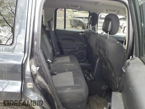 ✅ 2015 Jeep Patriot Sport • VIN: 1C4NJRBB1FD183965 • Lot: 57535285. Listed on Copart with 116,553 mi. Free auction sales archive from the USA and detailed vehicle history report at DreamBid. Image 11.