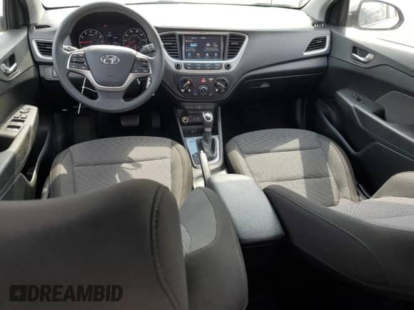2019 Hyundai Accent SE z VIN 3KPC24A33KE087796, wystawiony jako Copart lot #52518864 z przebiegiem 20 538 mil mil oraz . Historia ofert i sprzedaży dostępna na DreamBid. Obrazek 8.