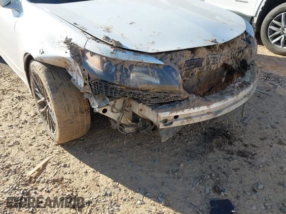 ✅ 2012 Acura TL Technology • VIN: 19UUA8F58CA039869 • Lot: 43488916. Listed on IAAI with 172,056 mi. Free auction sales archive from the USA and detailed vehicle history report at DreamBid. Image 6.