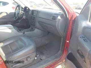 ✅ 2002 Ford Explorer XLT • VIN: 1FMZU73WX2UD72392 • Лот: 41975368. Опубликован ранее на IAAI с пробегом 195 340 миль. Бесплатный доступ к архиву аукционных продаж из США и подробный отчёт об истории автомобиля на DreamBid. Изображение 5.