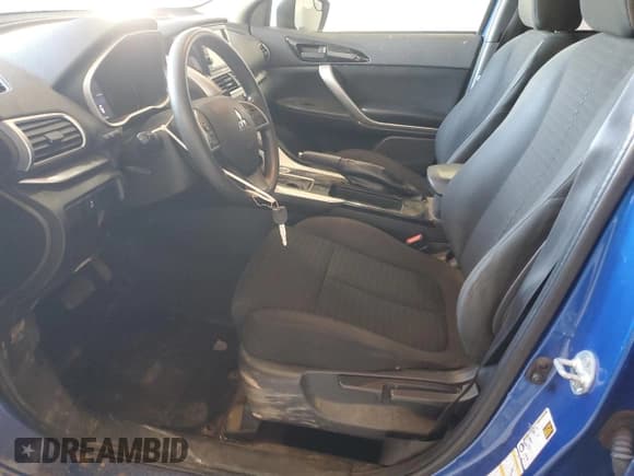 ✅ 2020 Mitsubishi Eclipse Cross ES • VIN: JA4AT3AA9LZ036199 • Lot: 89462685. Wystawiony na Copart z przebiegiem 119 437 mil. Bezpłatny archiwum sprzedaży aukcyjnych z USA i szczegółowy raport historii pojazdu na DreamBid. Zdjęcie 7.