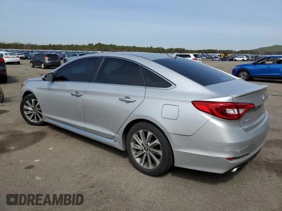 ✅ 2017 Hyundai Sonata Sport • VIN: 5NPE34AF0HH551499 • Лот: 47924743. Опубликован ранее на Copart с пробегом 35 426 миль. Бесплатный доступ к архиву аукционных продаж из США и подробный отчёт об истории автомобиля на DreamBid. Изображение 2.