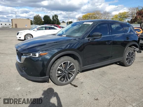 ✅ 2023 Mazda CX-5 S Premium • VIN: JM3KFBDM7P0254239 • Lot: 89872315. Wystawiony na Copart z przebiegiem 29 415 mil. Bezpłatny archiwum sprzedaży aukcyjnych z USA i szczegółowy raport historii pojazdu na DreamBid. Zdjęcie 1.