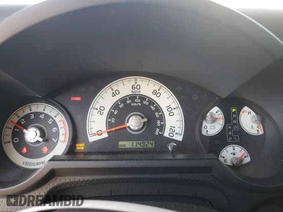 ✅ 2013 Toyota FJ Cruiser • VIN: JTEBU4BF2DK158898 • Lot: 71873265. Wystawiony na Copart z przebiegiem 114 924 mil. Bezpłatny archiwum sprzedaży aukcyjnych z USA i szczegółowy raport historii pojazdu na DreamBid. Zdjęcie 9.