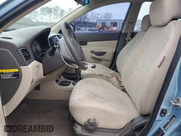 ✅ 2009 Hyundai Accent Auto GLS • VIN: KMHCN46C89U384585 • Лот: 48125625. Опубликован ранее на Copart с пробегом 158 089 миль. Бесплатный доступ к архиву аукционных продаж из США и подробный отчёт об истории автомобиля на DreamBid. Изображение 7.