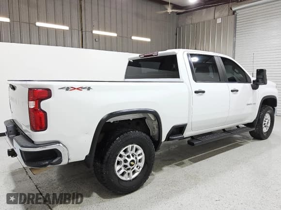 ✅ 2021 Chevrolet Silverado 2500HD Work Truck • VIN: 1GC1YLE77MF116187 • Lot: 80267245. Wystawiony na Copart z przebiegiem 138 111 mil. Bezpłatny archiwum sprzedaży aukcyjnych z USA i szczegółowy raport historii pojazdu na DreamBid. Zdjęcie 3.