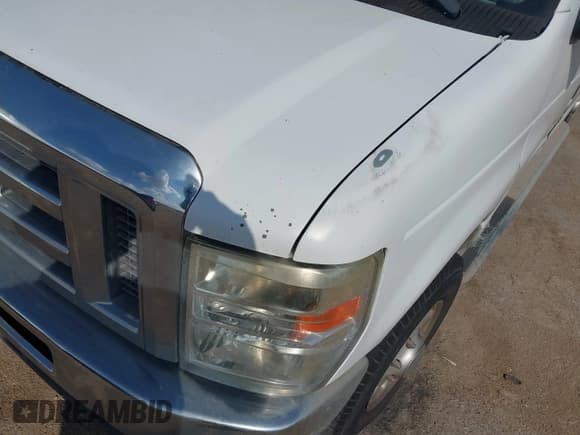 ✅ 2011 Ford Econoline Cargo Commercial • VIN: 1FTNE2EW9BDB24182 • Lot: 43510267. Wystawiony na IAAI z przebiegiem 202 227 mil. Bezpłatny archiwum sprzedaży aukcyjnych z USA i szczegółowy raport historii pojazdu na DreamBid. Zdjęcie 14.