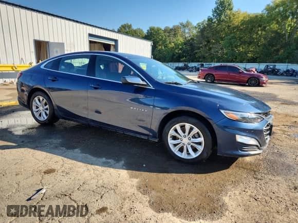2020 Chevrolet Malibu LT z VIN 1G1ZD5ST4LF066562, wystawiony jako Copart lot #84482535 z przebiegiem 146 803 mil mil oraz Szkoda całkowita • Salvage title. Historia ofert i sprzedaży dostępna na DreamBid. Obrazek 4.