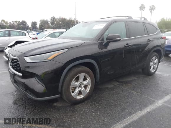 ✅ 2022 Toyota Highlander L • VIN: 5TDCZRAH5NS111322 • Lot: 43712990. Wystawiony na IAAI z przebiegiem 34 719 mil. Bezpłatny archiwum sprzedaży aukcyjnych z USA i szczegółowy raport historii pojazdu na DreamBid. Zdjęcie 2.
