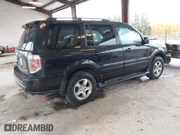 ✅ 2006 Honda Pilot EX-L • VIN: 2HKYF18596H537405 • Lot: 43632353. Wystawiony na IAAI z przebiegiem 173 943 mil. Bezpłatny archiwum sprzedaży aukcyjnych z USA i szczegółowy raport historii pojazdu na DreamBid. Zdjęcie 4.