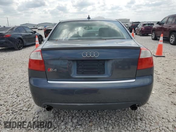 ✅ 2005 Audi S4 • VIN: WAUPL68E85A109670 • Лот: 55114175. Опубликован ранее на Copart с пробегом 98 679 миль. Бесплатный доступ к архиву аукционных продаж из США и подробный отчёт об истории автомобиля на DreamBid. Изображение 6.