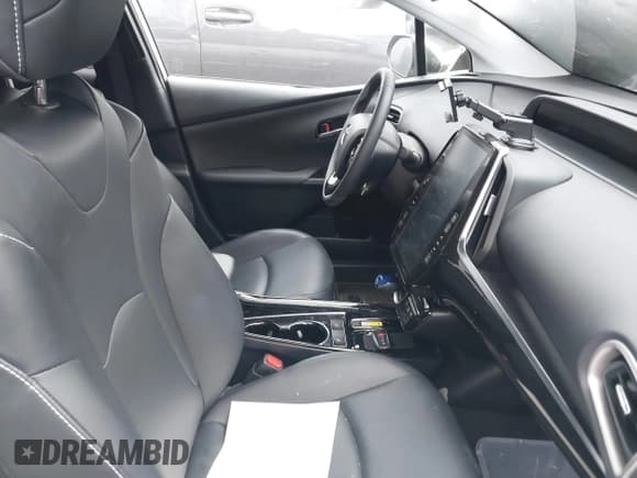 ✅ 2021 Toyota Prius Limited • VIN: JTDKAMFP2M3195668 • Лот: 43572149. Опубликован ранее на IAAI с пробегом 51 754 миль. Бесплатный доступ к архиву аукционных продаж из США и подробный отчёт об истории автомобиля на DreamBid. Изображение 5.