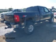 ✅ 2011 Chevrolet Silverado 2500HD LT • VIN: 1GC1KXCG7BF241067 • Лот: 43017708. Опубликован ранее на IAAI с пробегом 289 561 миль. Бесплатный доступ к архиву аукционных продаж из США и подробный отчёт об истории автомобиля на DreamBid. Изображение 4.